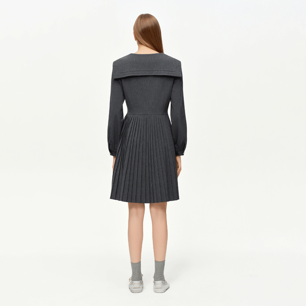 A Line Pleated Midi Dress